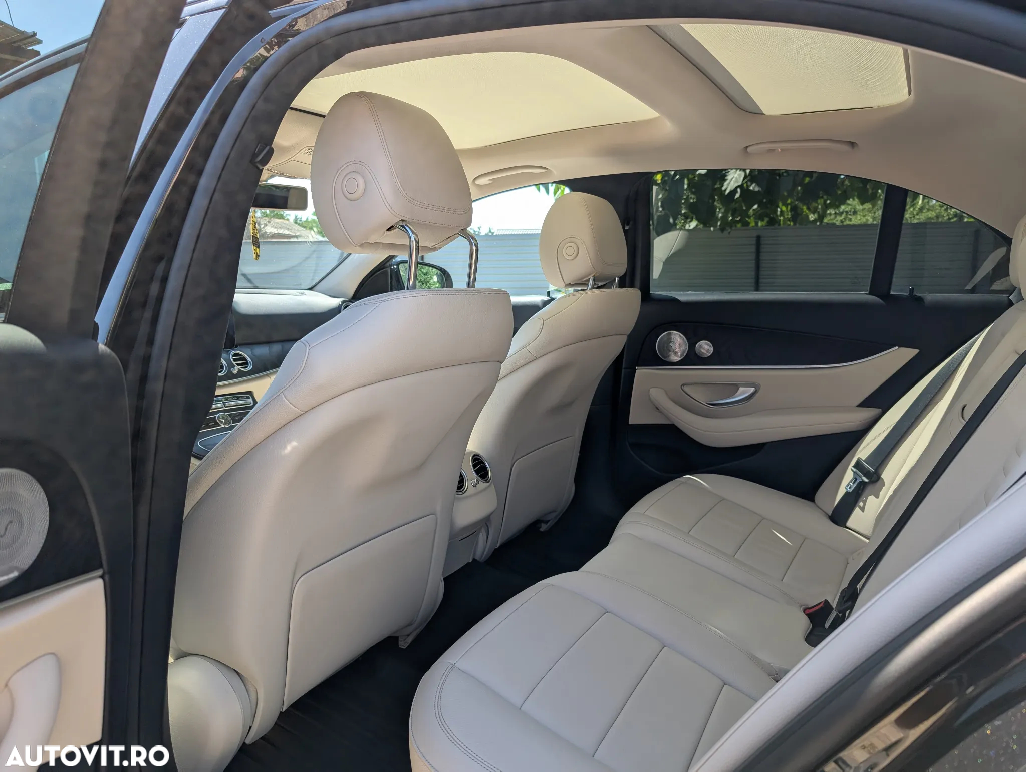 Mercedes-Benz E 200 d T 9G-TRONIC - 18