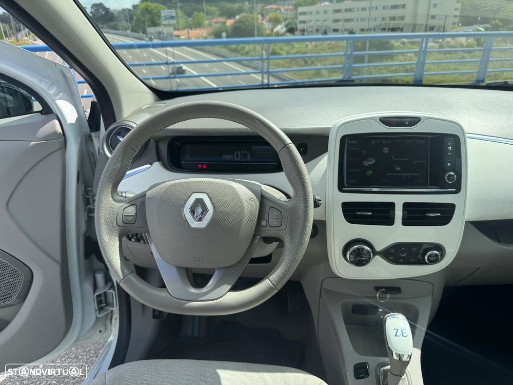 Renault Zoe (c/ Bateria) 41 kwh Life - 16