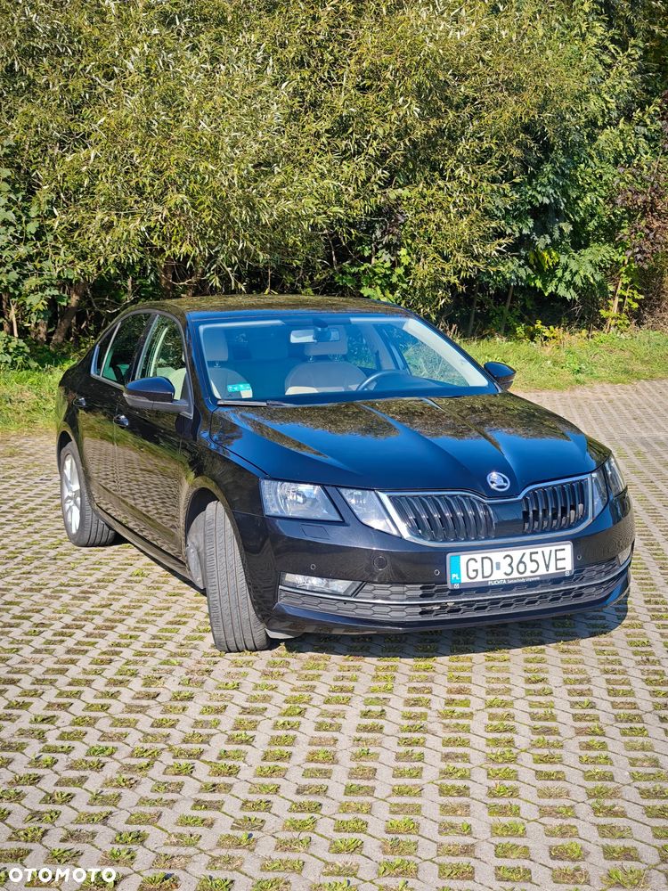 Skoda Octavia 2.0 TDI Elegance DSG - 5