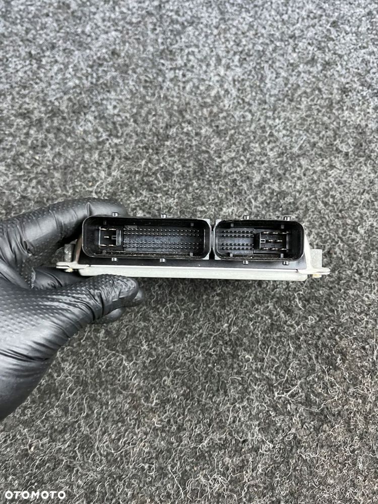 audi a4 b6 1.8t komputer sterownik silnika 8E0909518M 0261207778 - 4