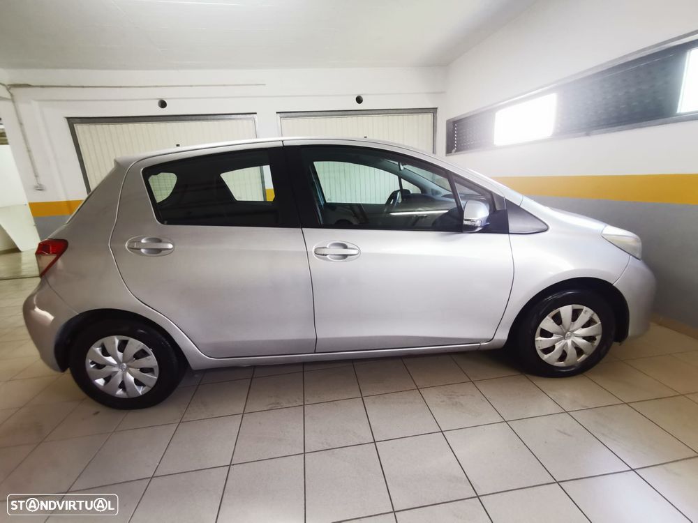 Toyota Yaris 1.0 VVT-i ACtive+AC - 13