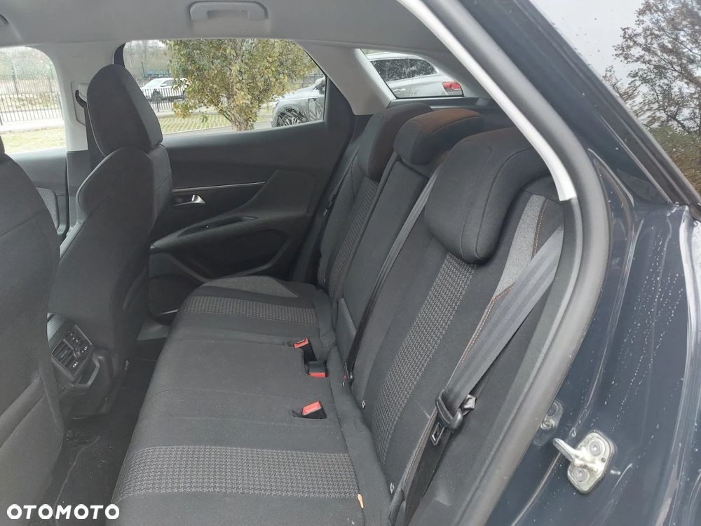 Peugeot 3008 BlueHDi 130 Stop & Start EAT8 Allure - 9