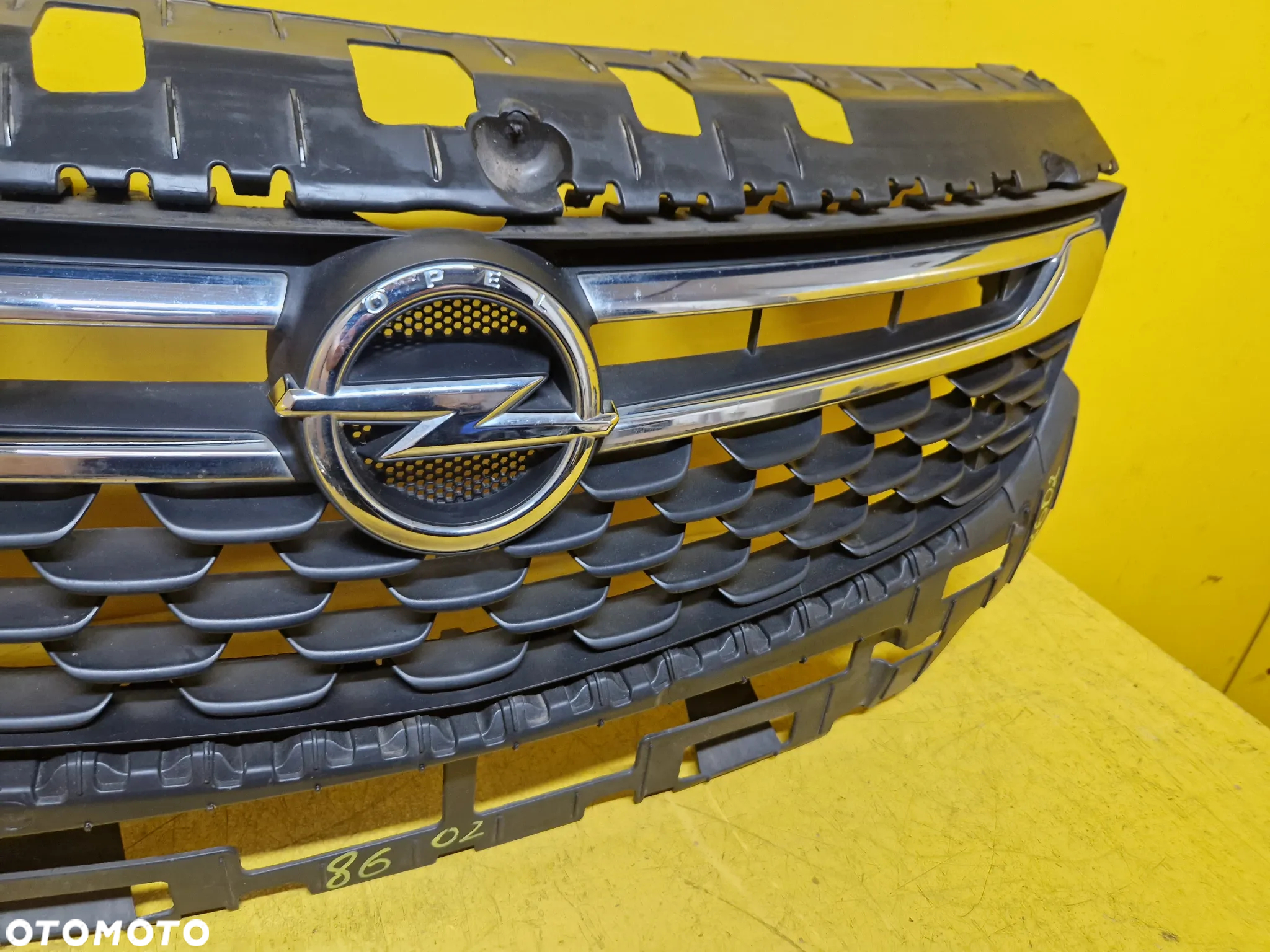 OPEL ASTRA V ATRAPA CHŁODNICY GRILL ZDERZAKA 13448088 - 4