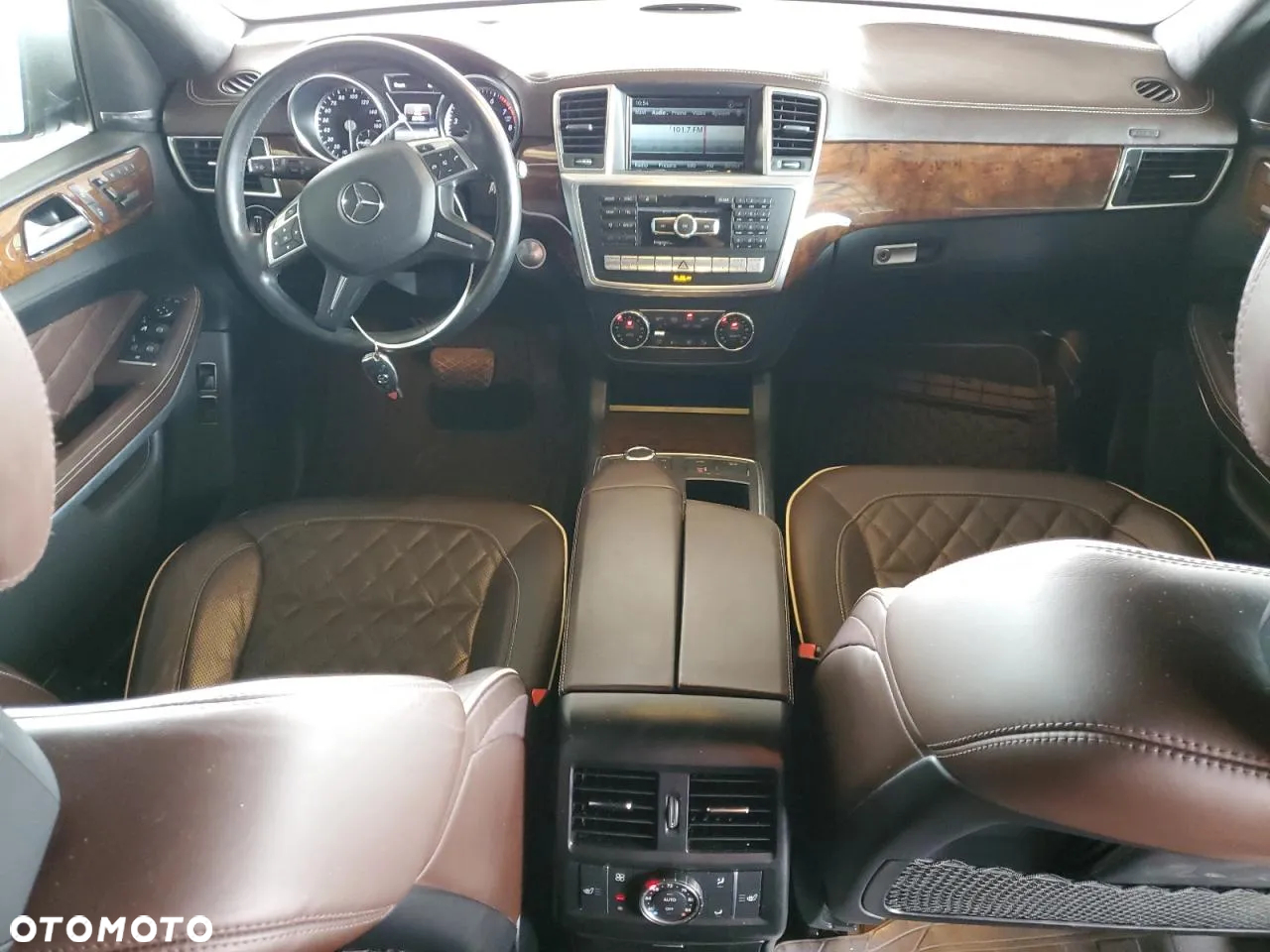 Mercedes-Benz GL - 8