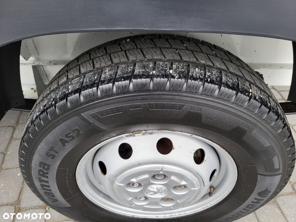 Peugeot BOXER 2.2 HDI-DOKA 6 OSÓB+SKRZYNIA 2,90M-HAK 3000KG-ŁADNY - 17