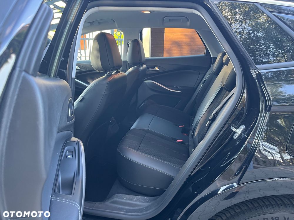 Opel Grandland 1.6 T PHEV Business Elegance - 12