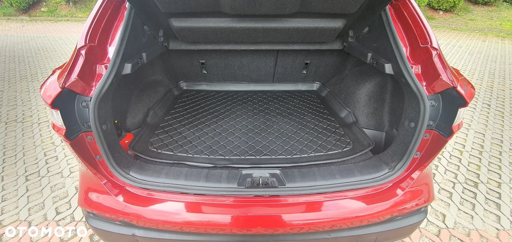 Nissan Qashqai 1.3 DIG-T N-Connecta - 12