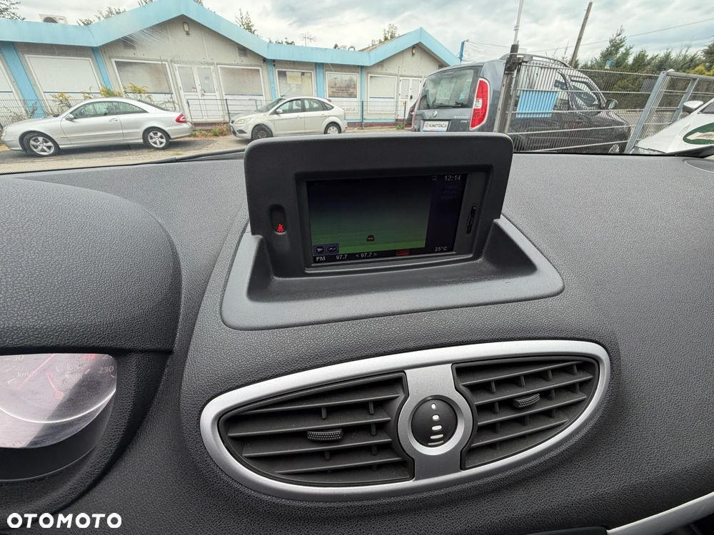 Renault Clio 1.2 16V Tech Run - 18