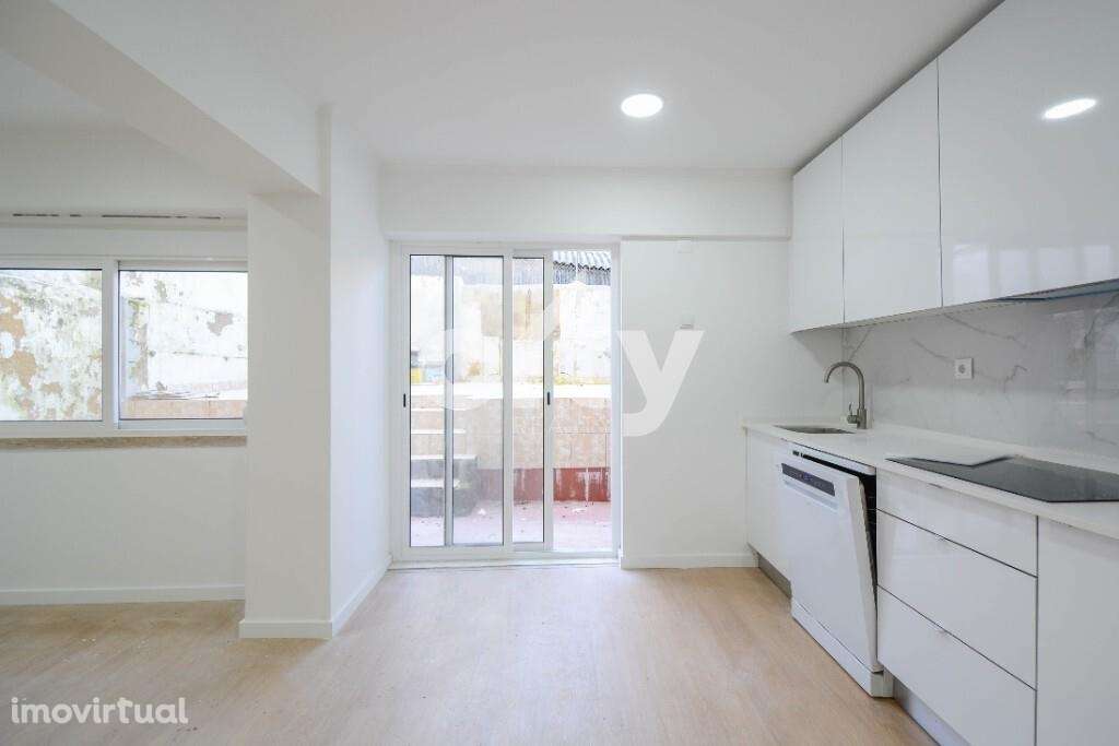 T2 Remodelado com Logradouro Privativo de 45m2 - Grande imagem: 4/21