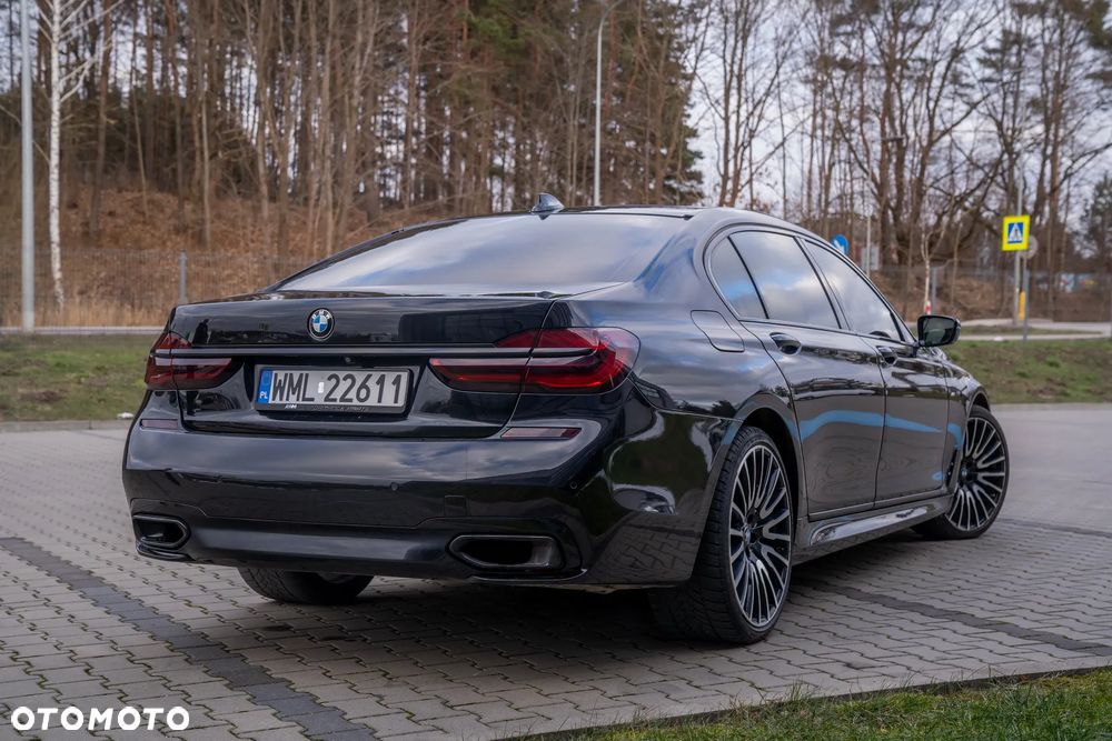 BMW Seria 7 740Li - 7