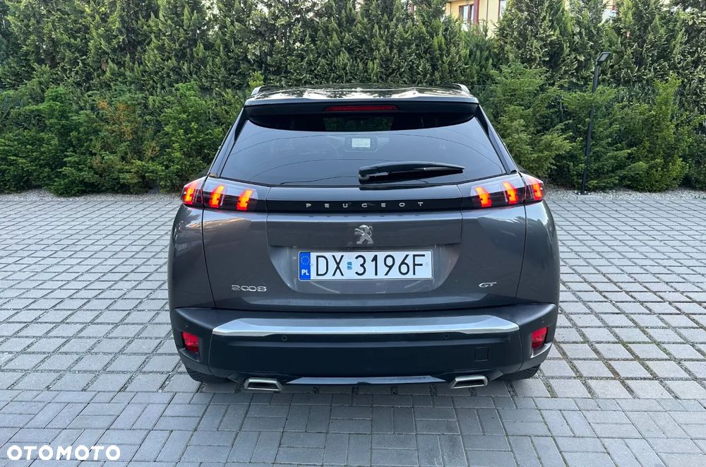 Peugeot 2008 1.2 PureTech GT Line S&S - 4