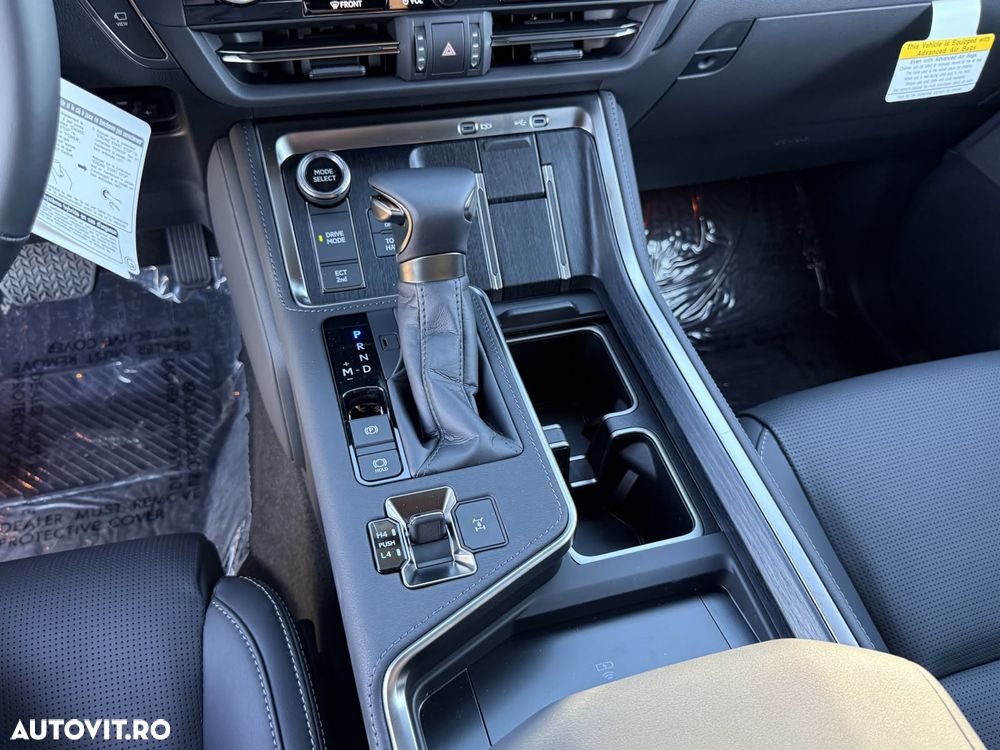 Lexus Seria GX - 15