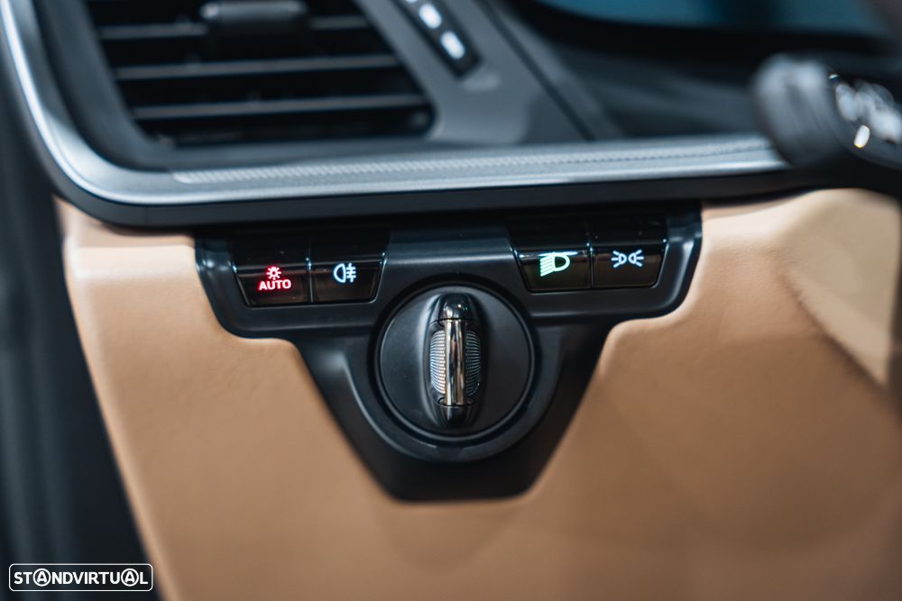 Porsche 911 (992) - 33