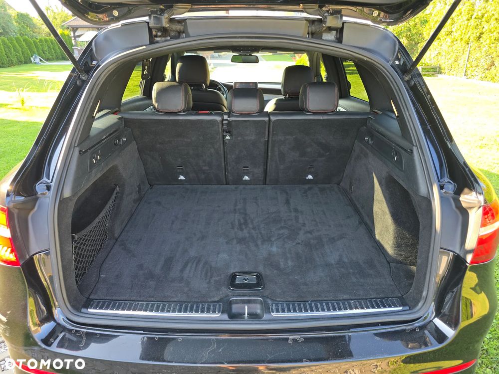 Mercedes-Benz GLC - 28