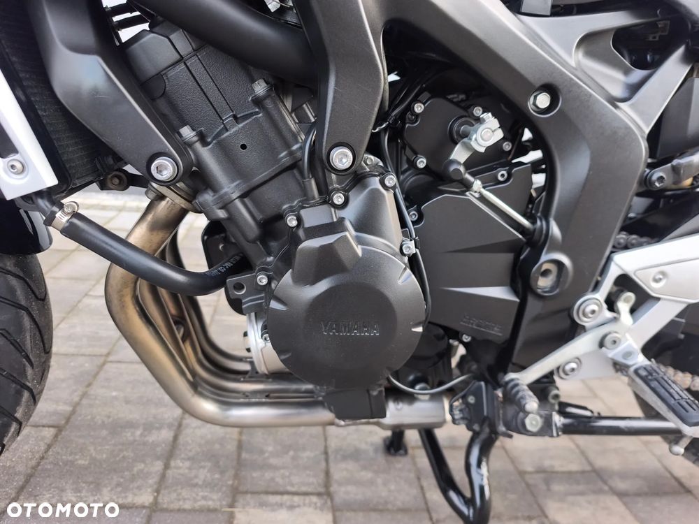 Yamaha FZ6 - 28