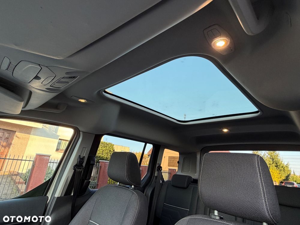 Ford Tourneo Connect 1.5 TDCi Start-Stop Titanium - 9