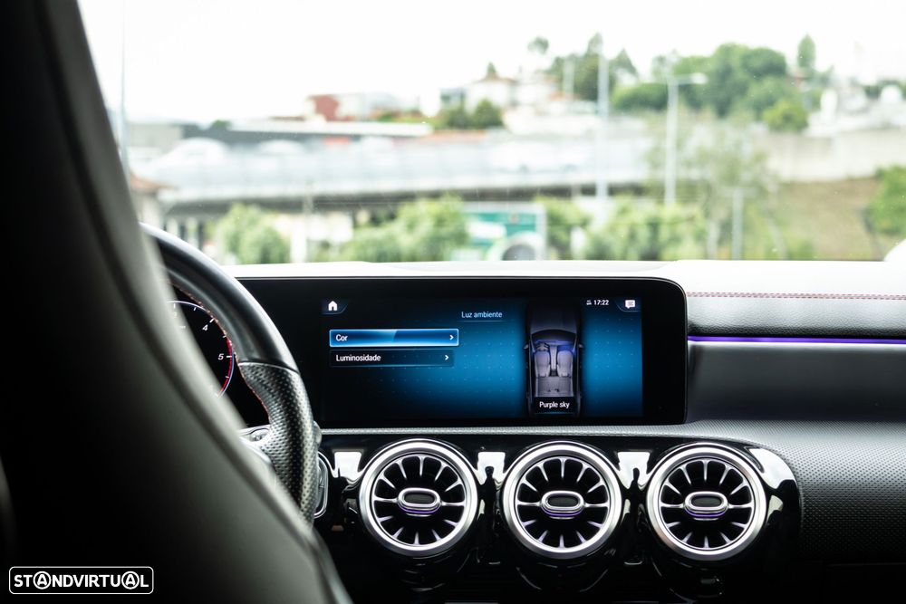 Mercedes-Benz CLA 200 d AMG Line Aut. - 33
