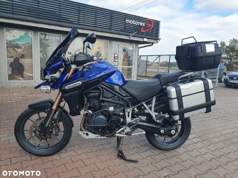 Triumph Tiger - 1