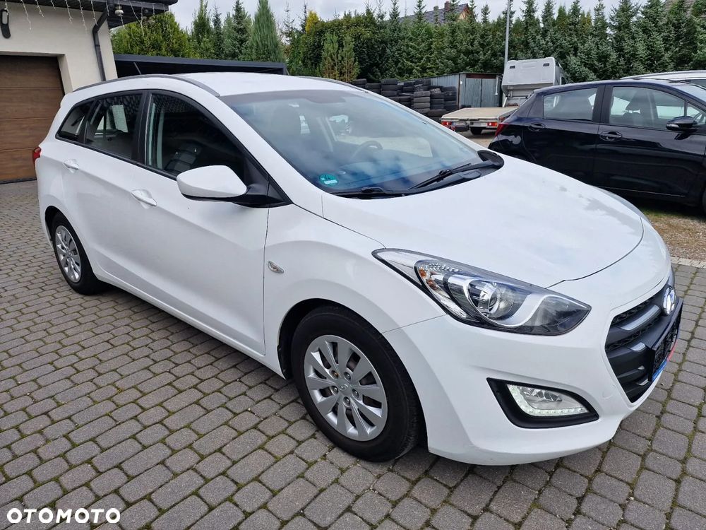 Hyundai i30 1.6 CRDi BlueDrive Classic - 8