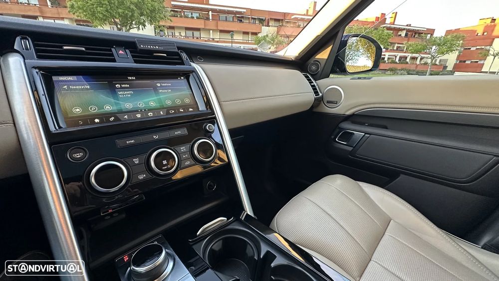 Land Rover Discovery 2.0 SD4 HSE Auto - 10