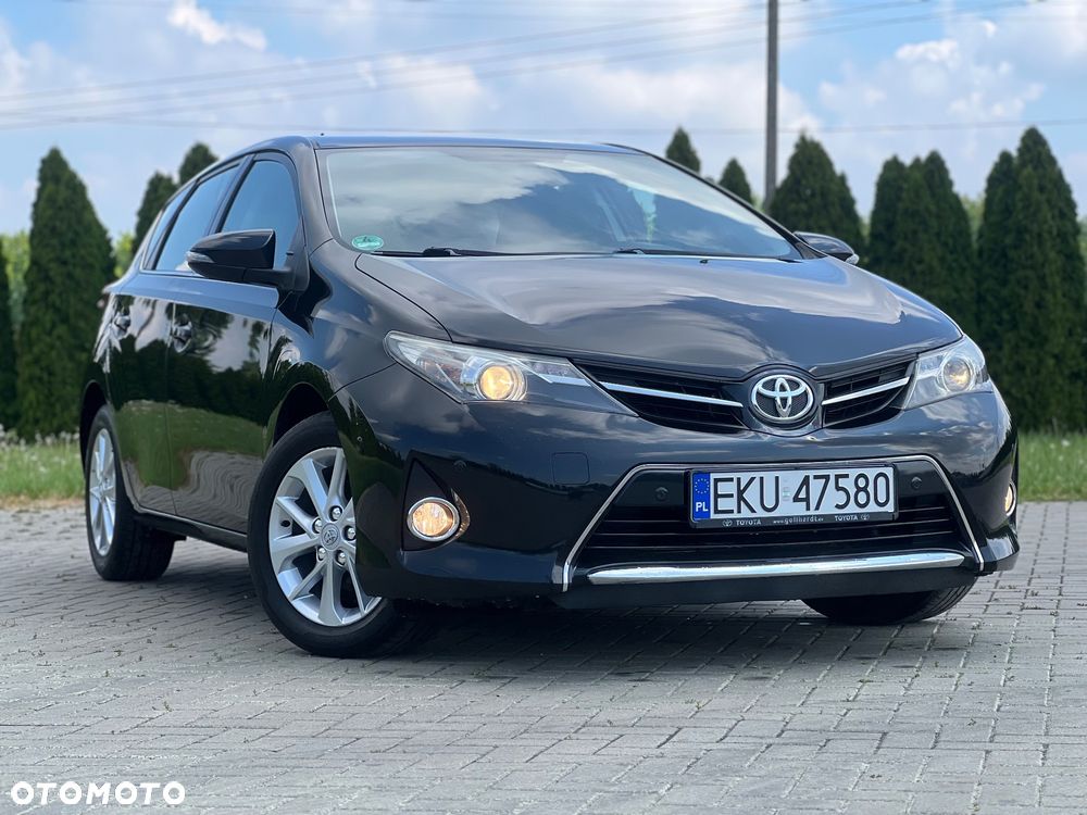 Toyota Auris 1.6 Valvematic Comfort - 2