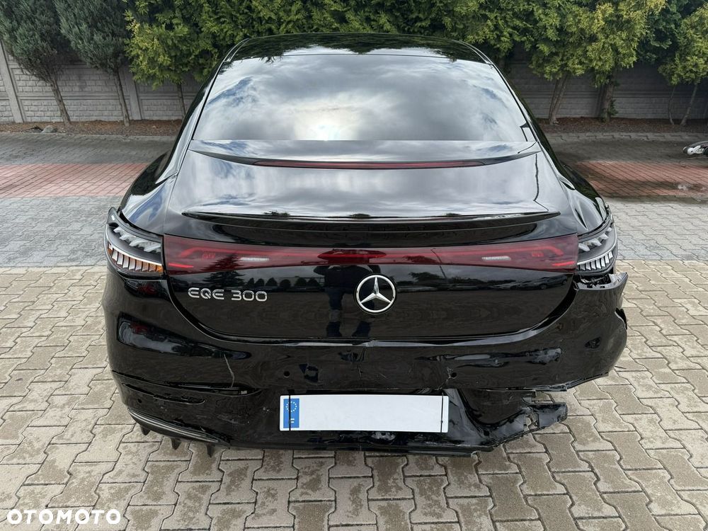 Mercedes-Benz EQE - 5