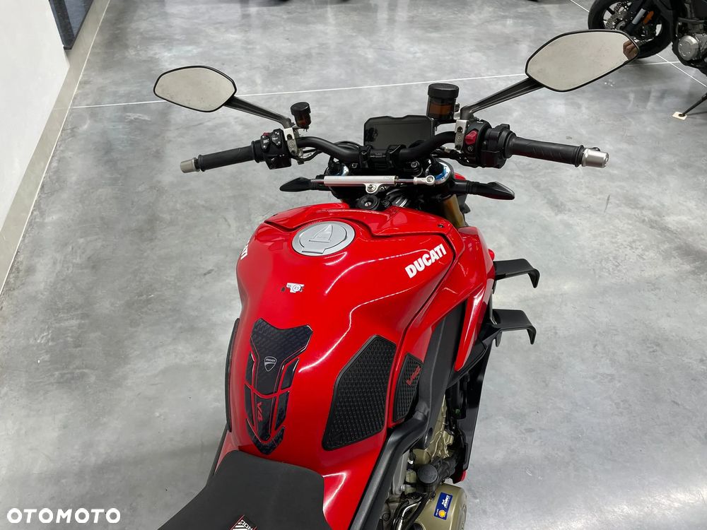 Ducati Streetfighter V4 - 17