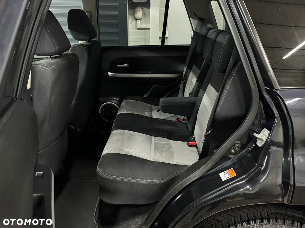 Suzuki Grand Vitara - 14