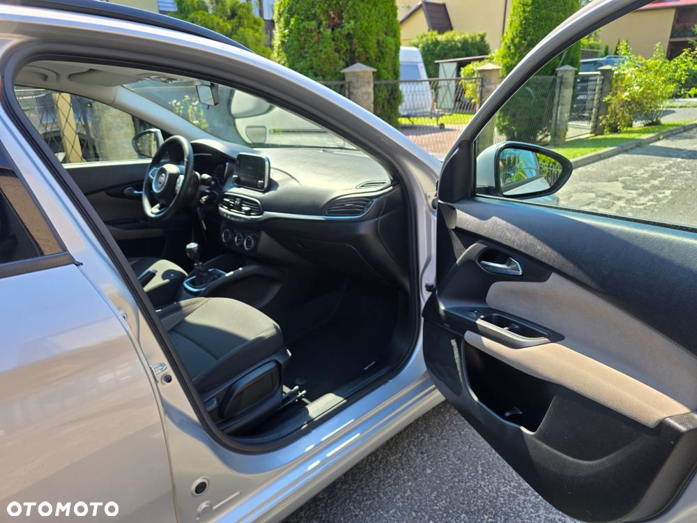 Fiat Tipo 1.4 T-Jet Lounge - 34