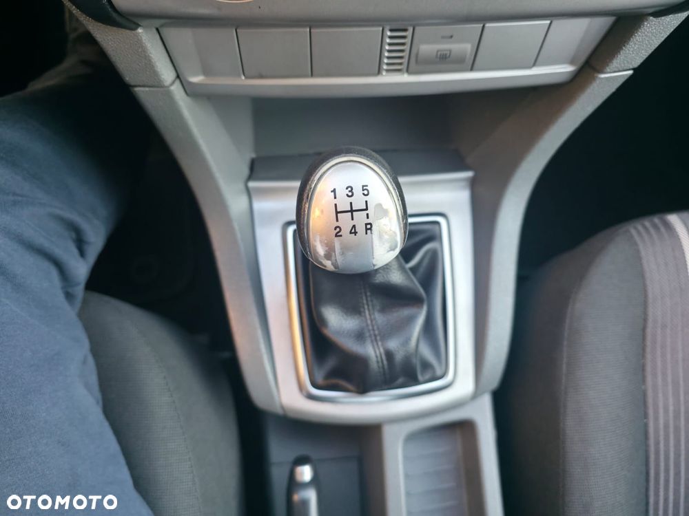 Ford Focus - 32
