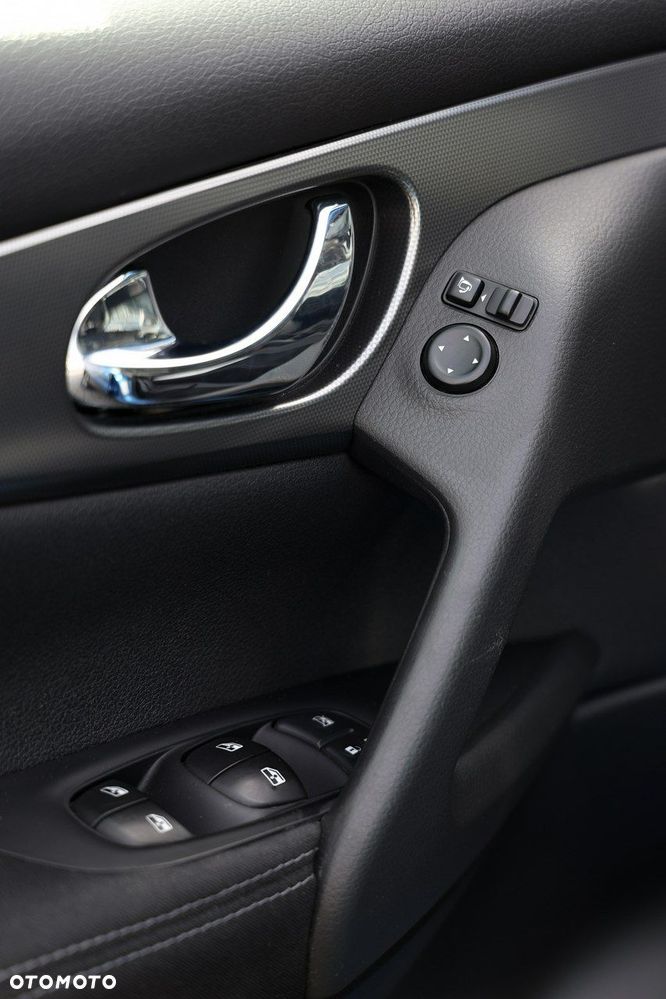 Nissan Qashqai - 13