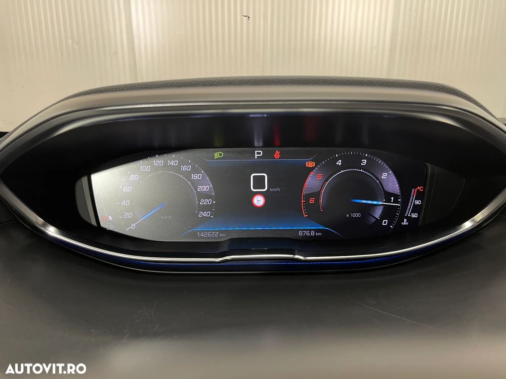 Peugeot 5008 1.5L BlueHDI EAT8 S&S Allure Pack - 32