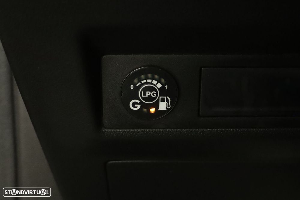 Renault Captur 1.0 TCe Techno Bi-Fuel - 21