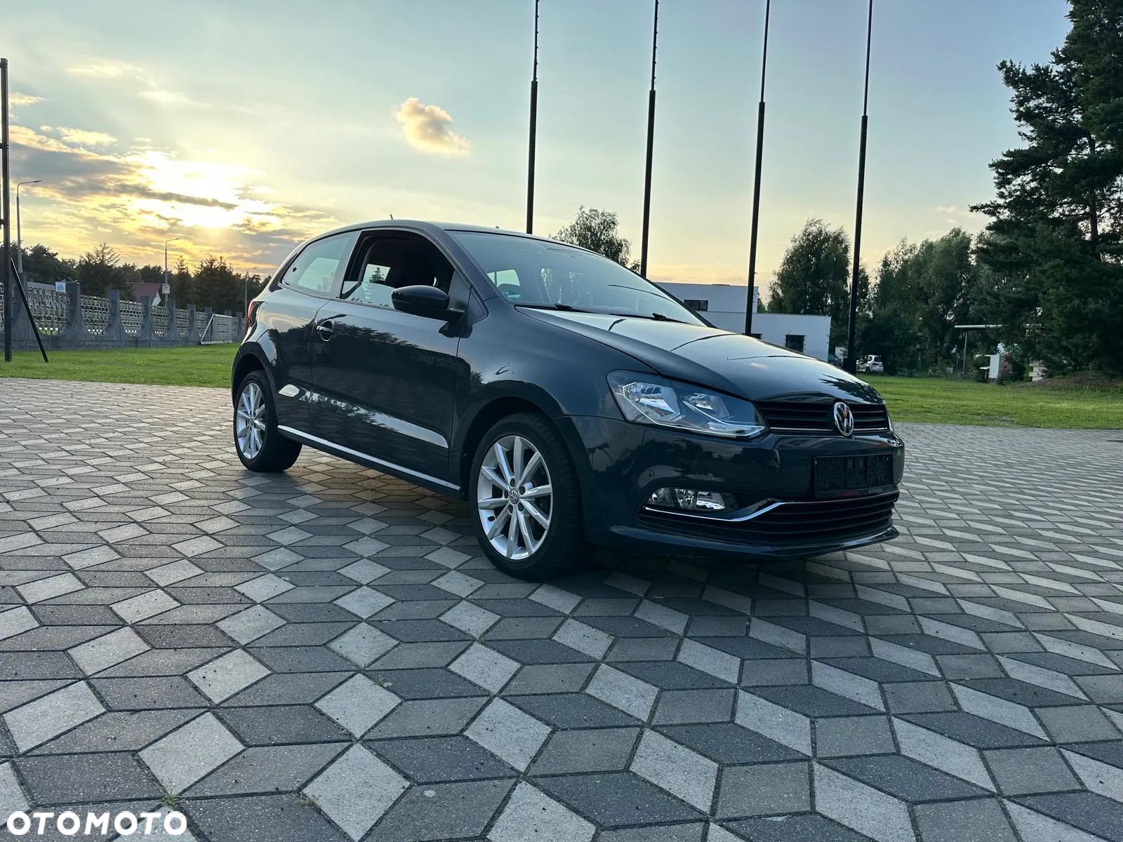 Volkswagen Polo - 1