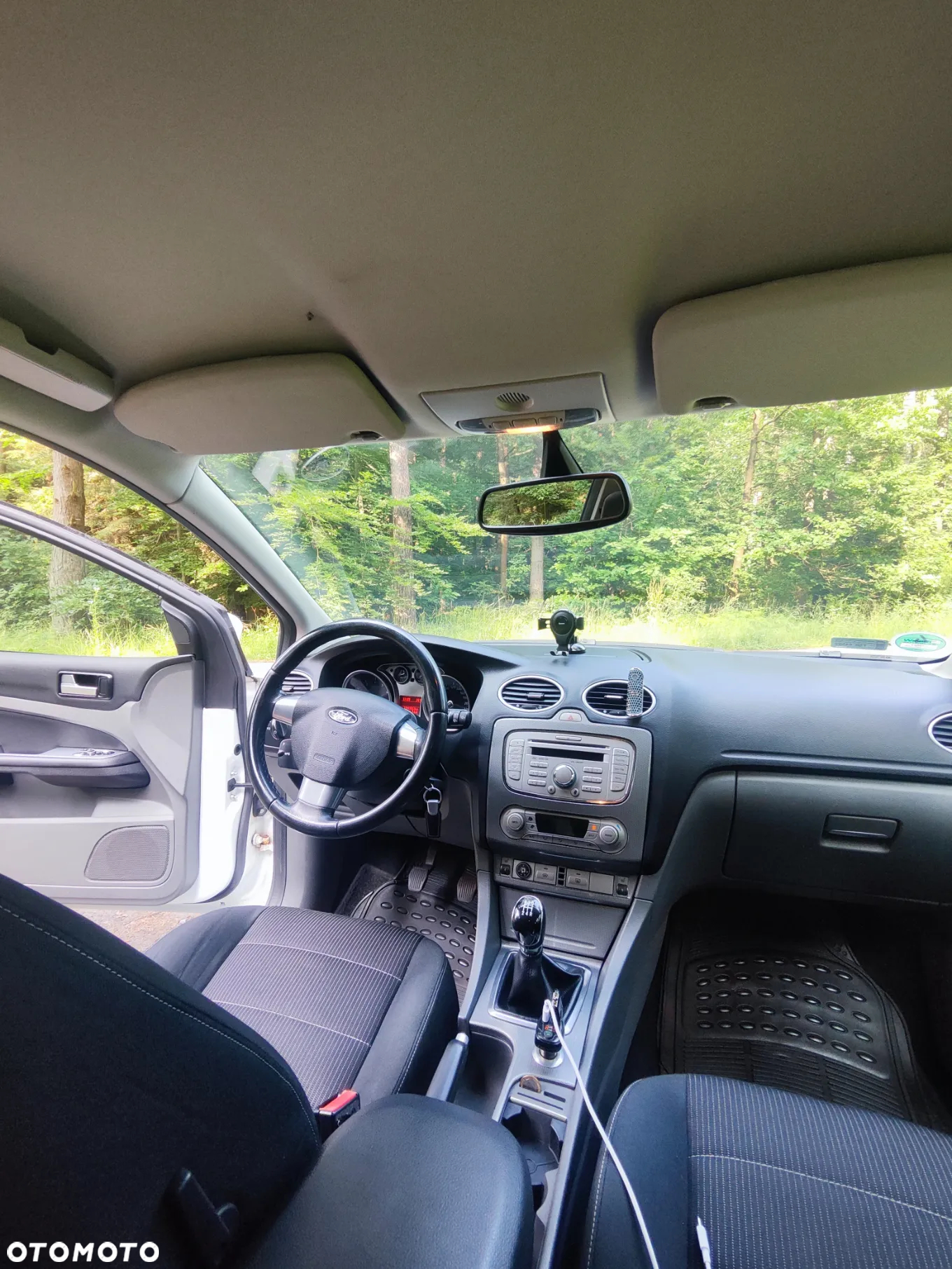 Ford Focus - 34