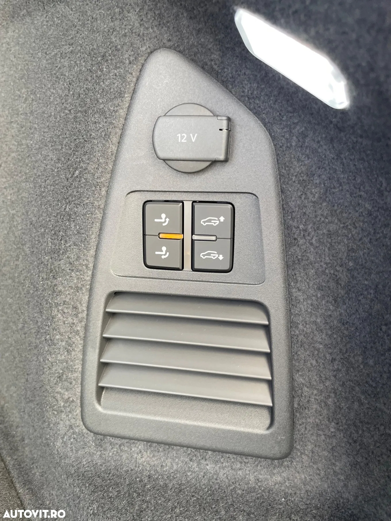 Volkswagen Touareg 3.0 V6 TDI 4Motion DPF Automatik R-Line - 9