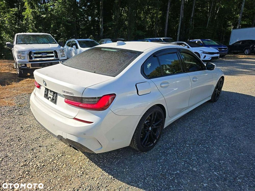 BMW Seria 3 2019 photo 3