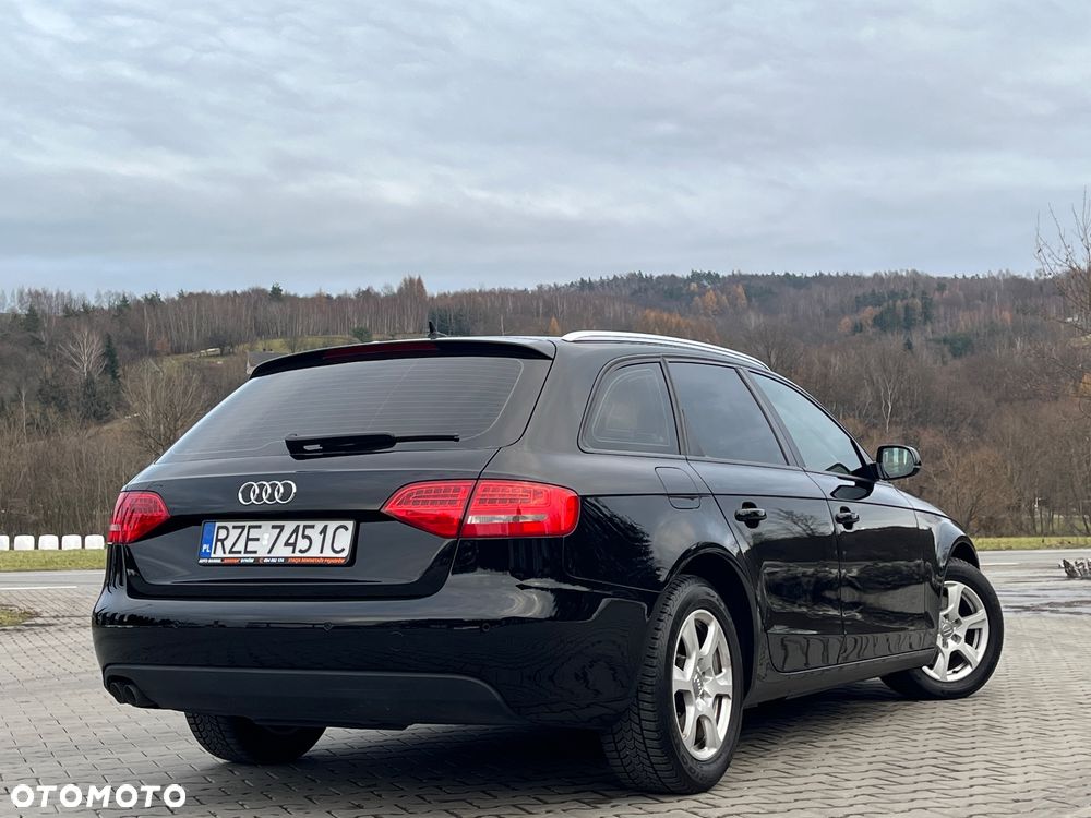 Audi A4 Avant 2.0 TDI DPF Ambiente - 14