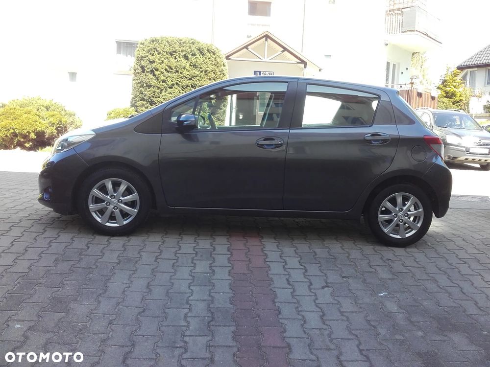 Toyota Yaris - 1