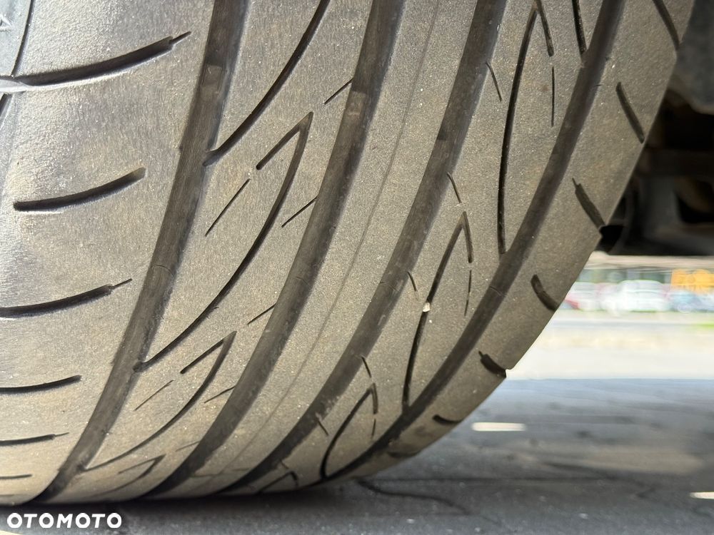 Mercedes-Benz Klasa E 200 CDI DPF BlueEFFICIENCY Automatik Avantgarde - 25