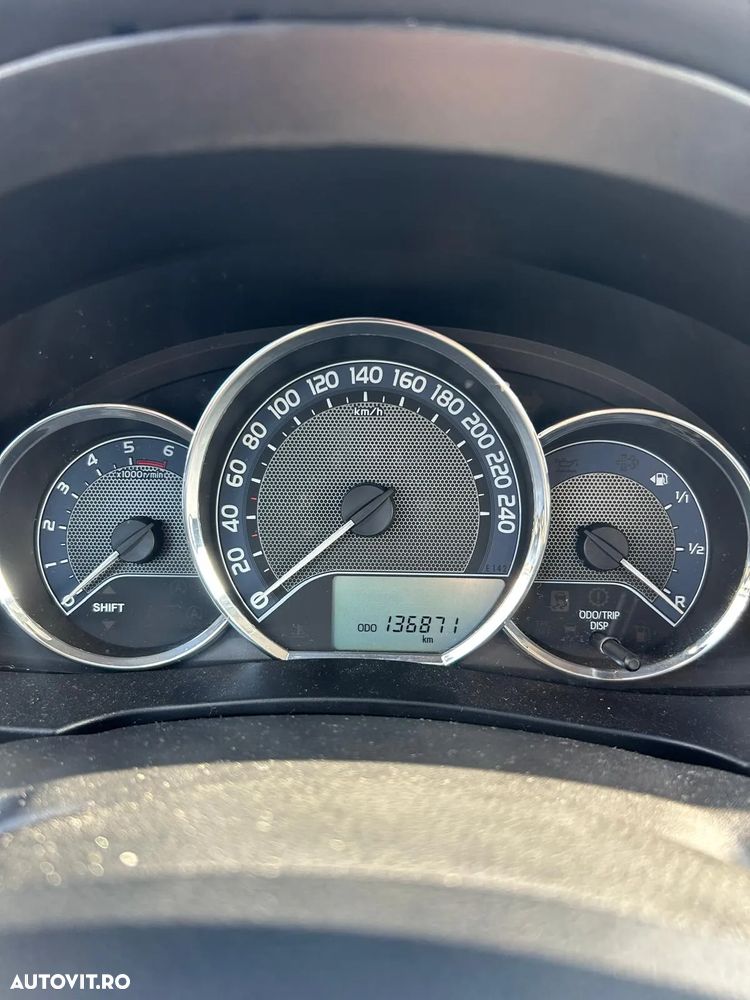 Toyota Corolla 1.4 D-4D Luna - 4