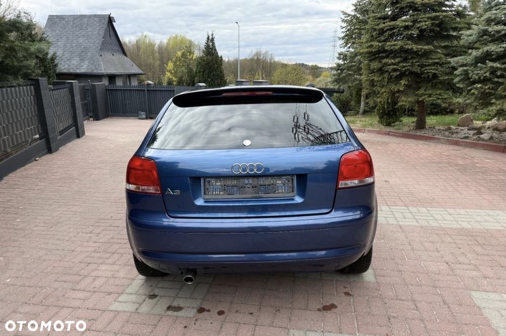 Audi A3 3-drzwiowe 1.6 Ambiente - 6