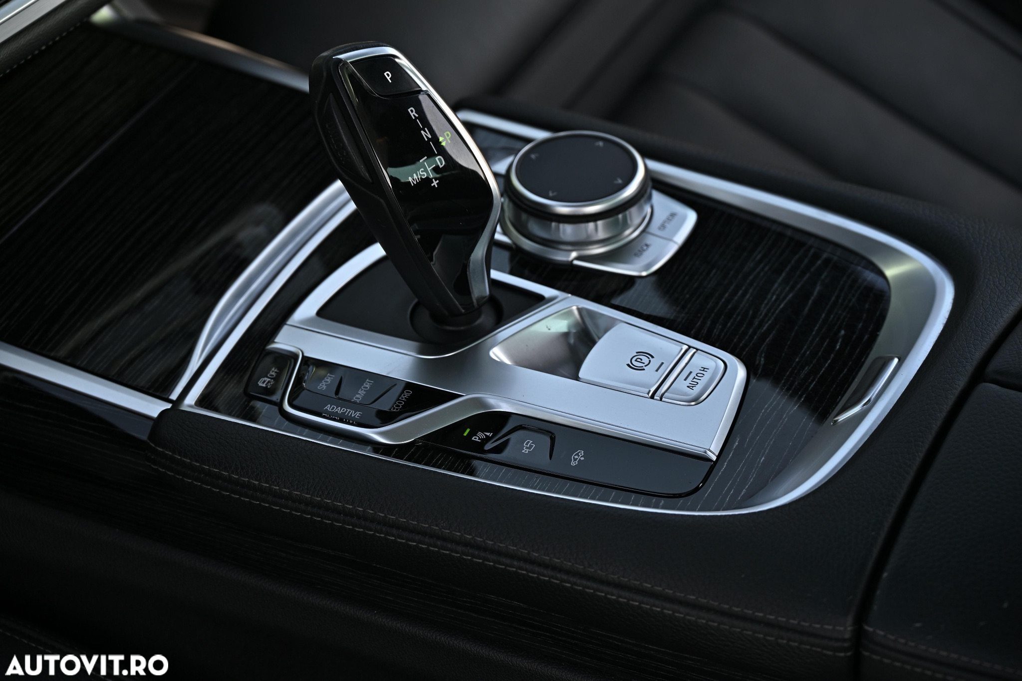 BMW Seria 7 740d xDrive - 17