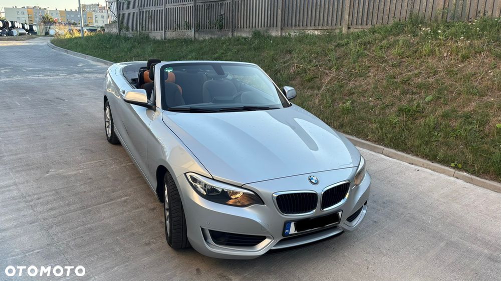 BMW Seria 2 218d - 17