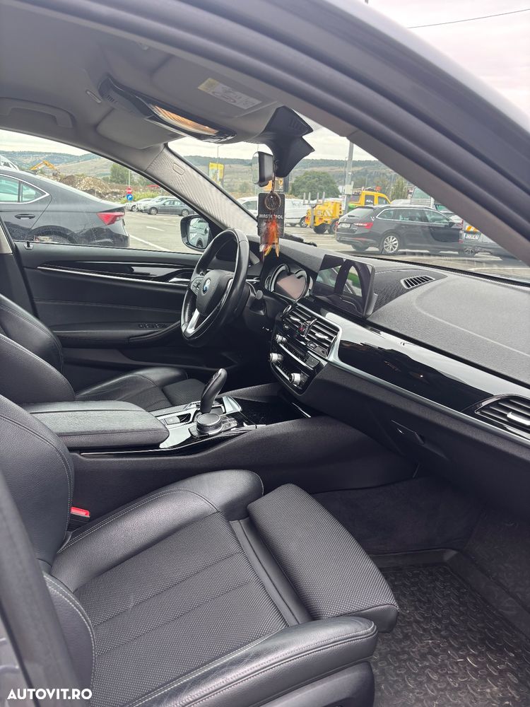 BMW Seria 5 520d EfficientDynamics Edition AT - 15