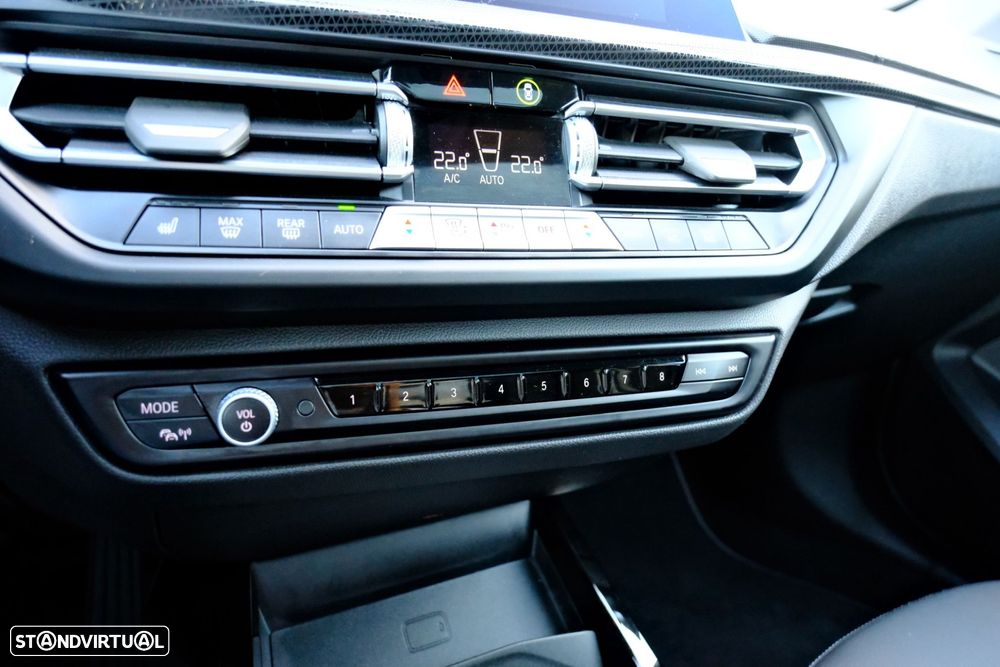 BMW 218 Gran Coupé i Aut. Sport Line - 26