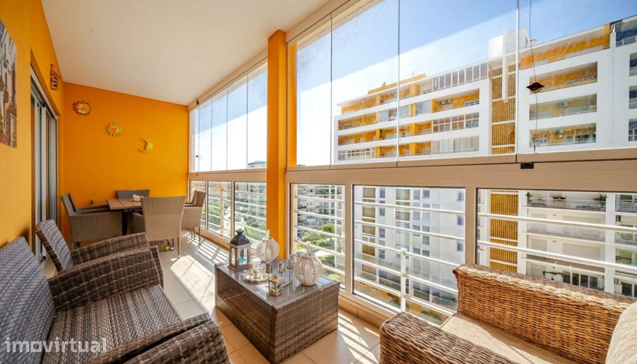 Apartamento T2 com piscina para venda em Portimão, Algarve - Grande imagem: 2/23