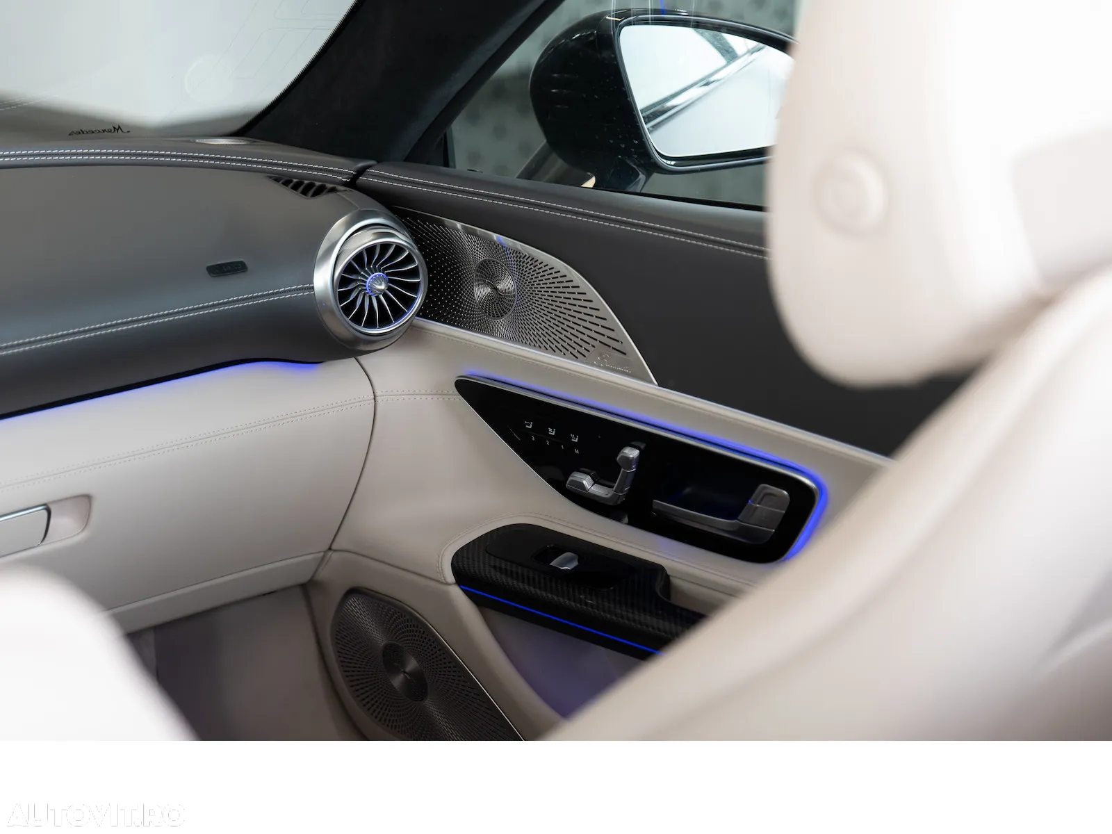 Mercedes-Benz SL AMG 63 4MATIC+ - 32