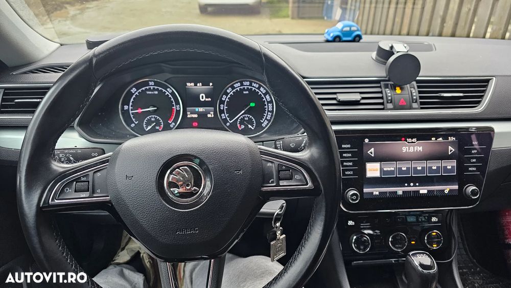 Skoda Superb 2.0 TDI DSG Ambition - 7