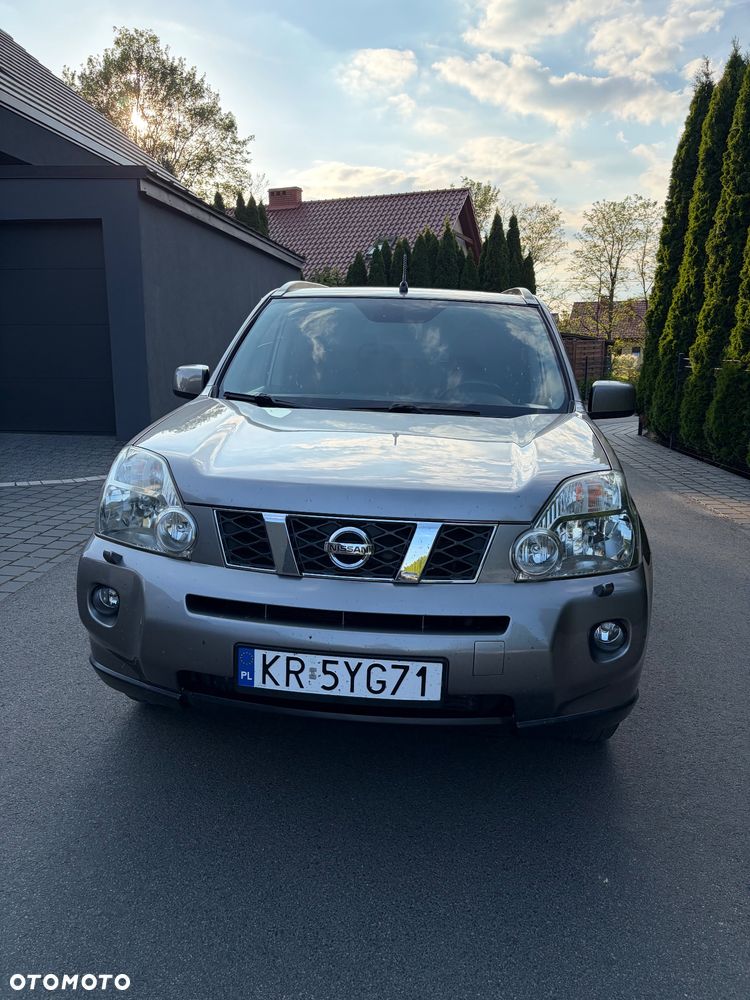 Nissan X-Trail 2.0 dCi SE - 2